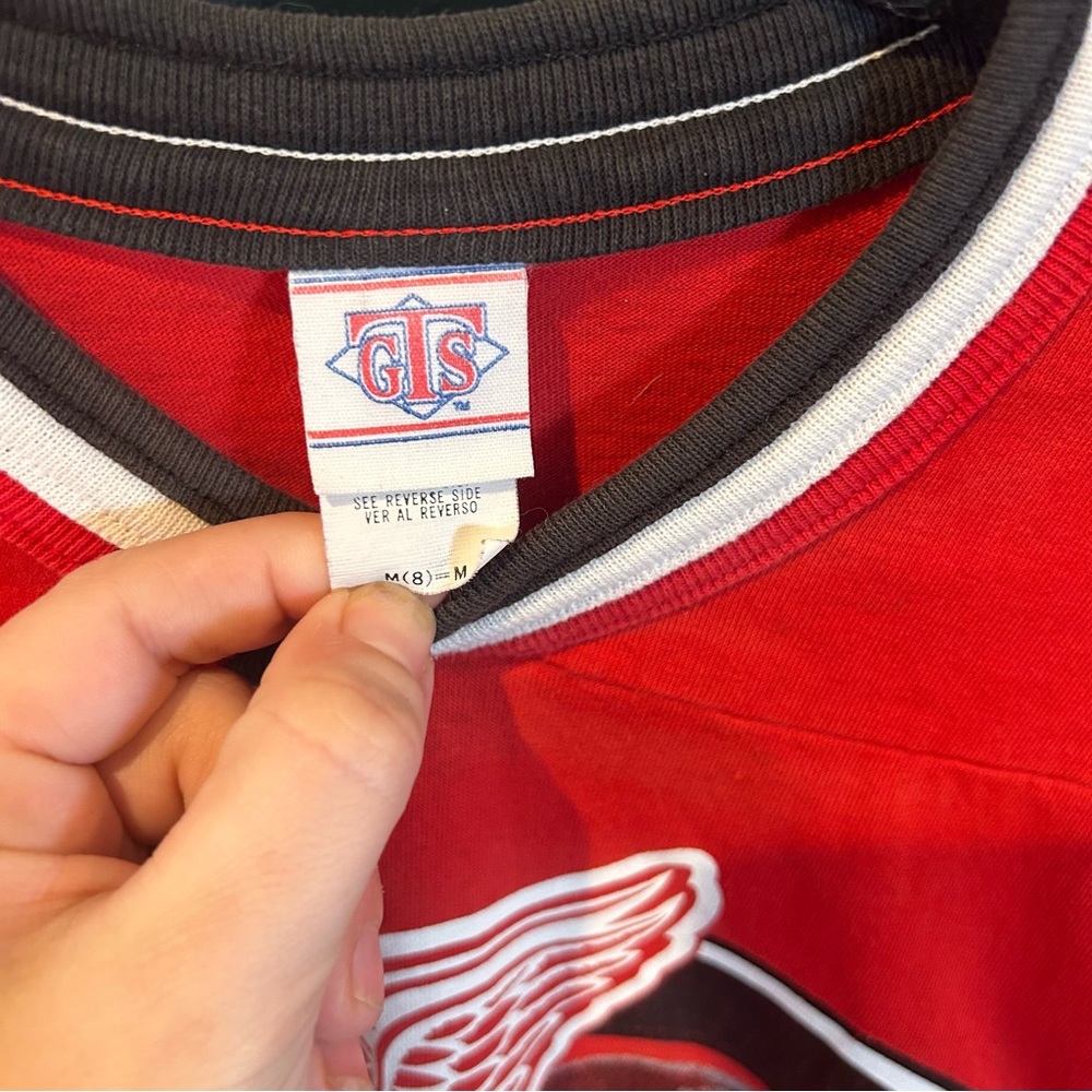 Vintage Kids Red Wings Shirt - Picture 2 of 4